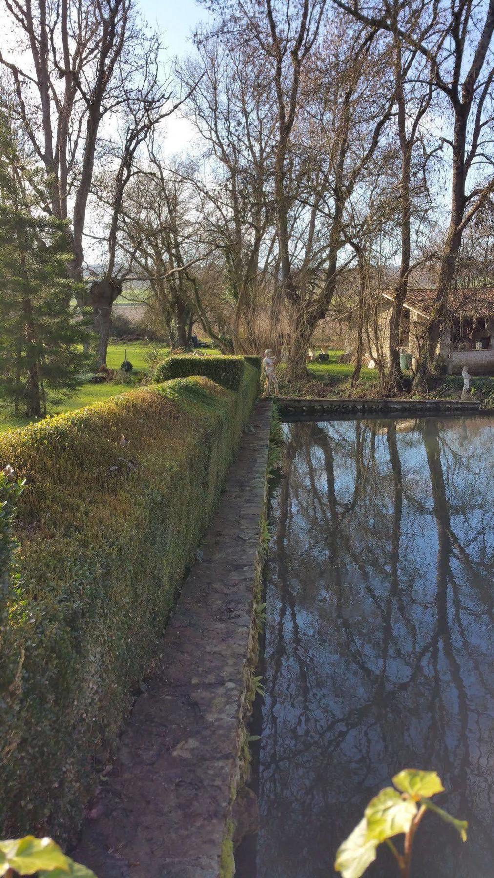 Moulin Rouhaud Hotel Montboyer Eksteriør billede