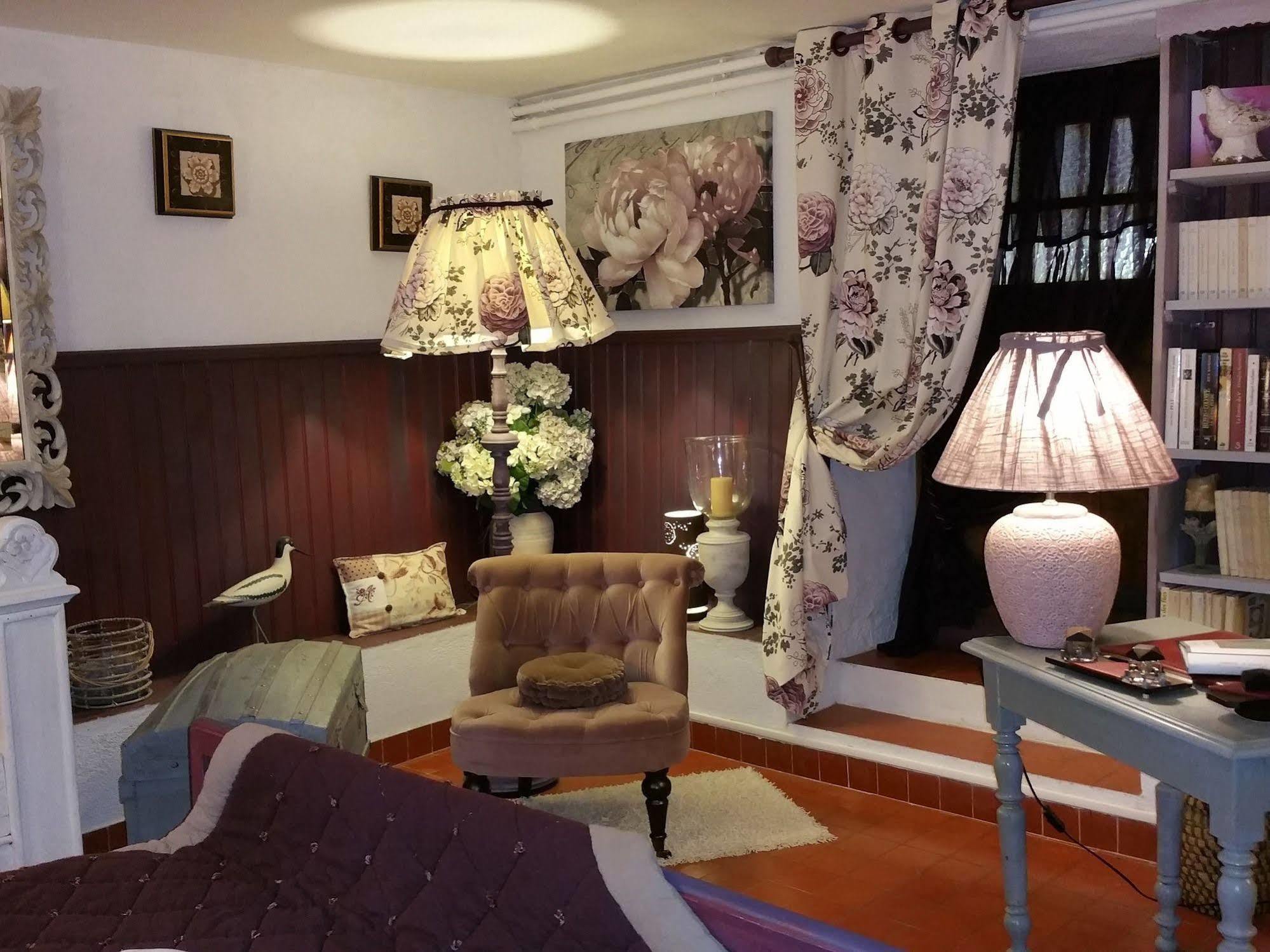 Moulin Rouhaud Hotel Montboyer Eksteriør billede